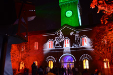 videomapping e proiezioni in esterno scuola holden torino