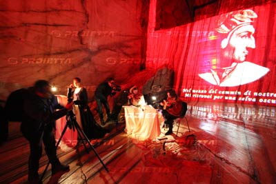 colore e luci con proiettori di immagini