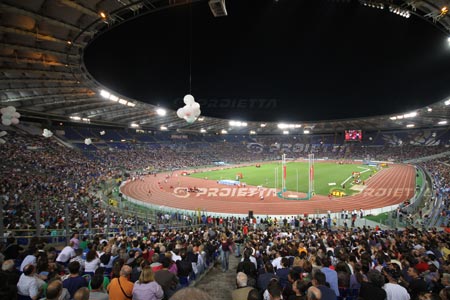 Stadio olimpico di roma - golden gala-proiettori proietta
